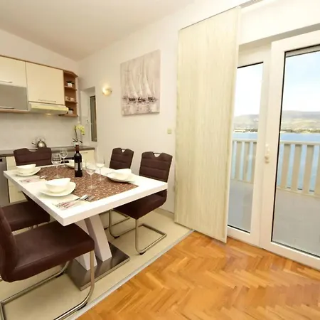 Angela Apartment Trogir